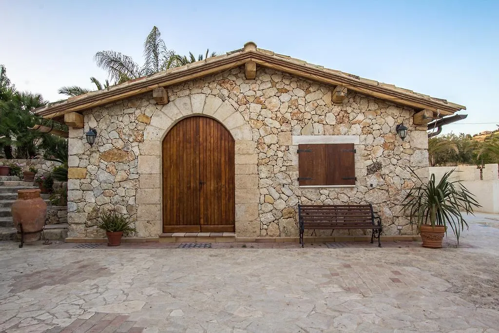 Casale Rocca Russa B&B Villaggio Mosè Bed & Breakfast
