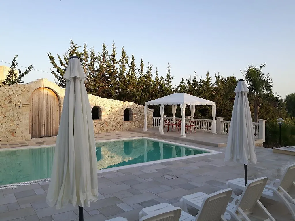 Nocleg ze śniadaniem Casale Rocca Russa B&B Villaggio Mosè